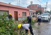 La Municipalidad de Salta asiste a los vecinos afectados por la tormenta