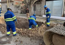 Aguas del Norte continúa la renovación de cañerías de la red colectora
