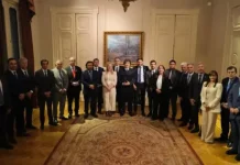 Sáenz participó de la reunión convocada por Milei: “El camino es el diálogo y la búsqueda de consensos para construir una Argentina federal”