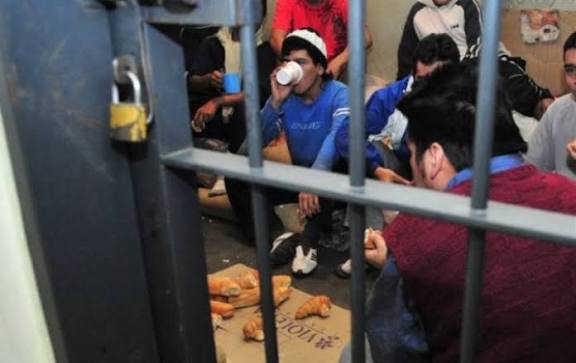 images - 2025-10-28T162448.794