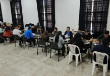 Adultos 2000: más de 1300 personas se inscribieron para terminar el secundario