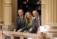 Villarruel le tomó juramento a los nuevos senadores ante la presencia de Karina Milei y Manuel Adorni