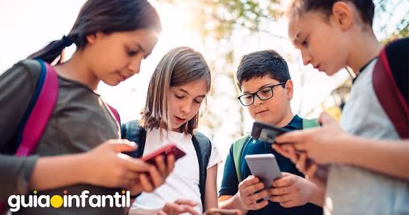 images - 2025-12-09T234356.932