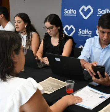 Cada vez más salteños cuentan con su perfil de LinkedIn