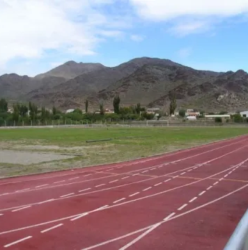 La pista de atletismo de Cachi está lista: “Se inaugura el 26 de febrero”