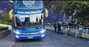 Con Riquelme a la cabeza, Boca ya está instalado en Salta: miles de salteños recibieron al plantel