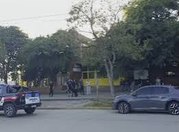 Santa Fe: un alumno fue al colegio con un arma y mató a un compañero