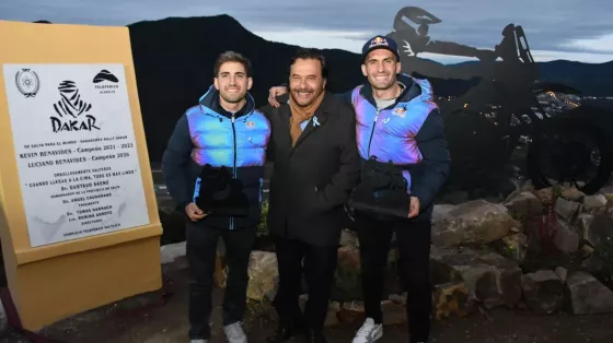 107956-saenz-ratifico-al-deporte-como-politica-de-estado-con-un-homenaje-en-el-aladelta