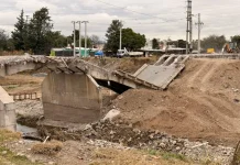 Comenzó la demolición de la estructura de hormigón del viejo puente de Santa Lucía