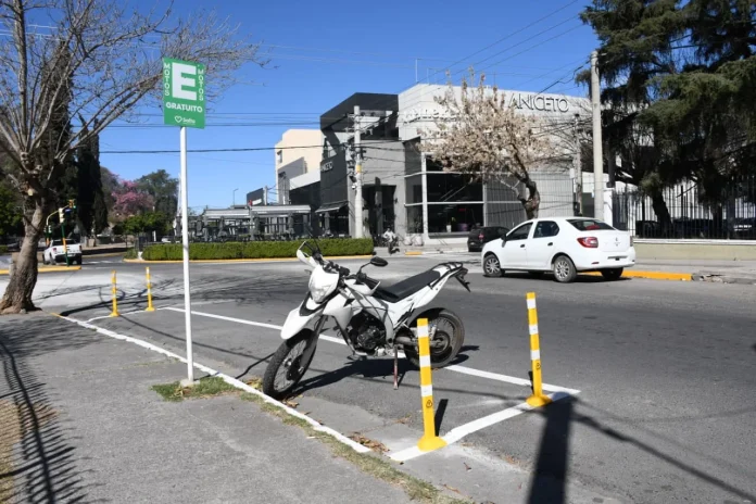 estacionamiento-motos-2