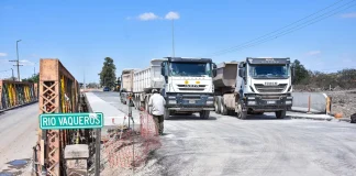 Realizaron la prueba de carga sobre el nuevo puente de Vaqueros