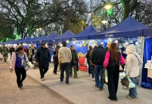 La Feria del Milagro recibió a miles de personas en el parque San Martín