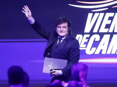 Milei habló de las elecciones 2027 y desestimó una flexibilización de la política económica