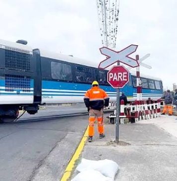 Un joven fue embestido por un tren en el paso nivel de calle Zuviría